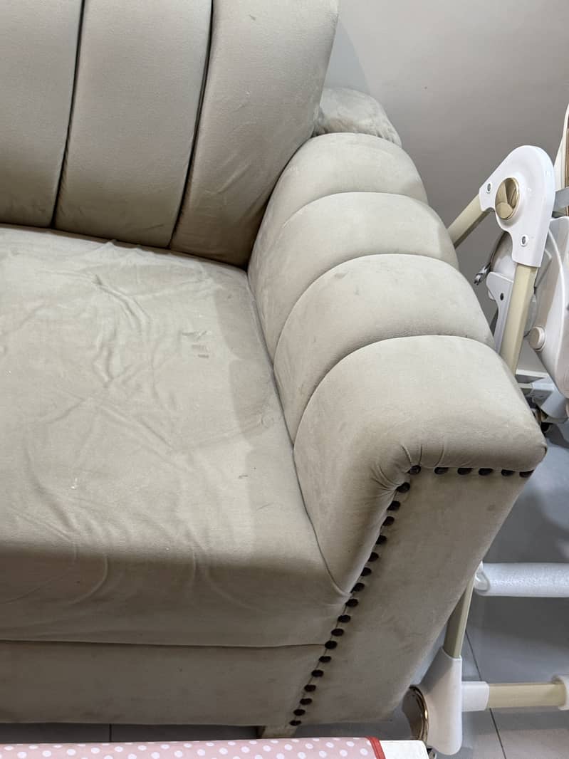 5 seater velvet sofas 2