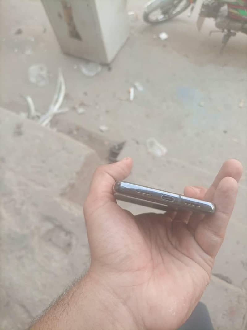 Google Pixel 8 Pro 3