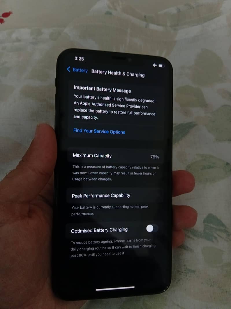 Apple iPhone XS Max 4