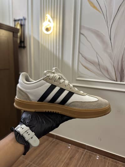 Addidas GRADAS