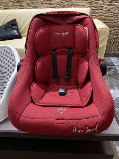 Baby Cot (Mom Squad Zubaida’s) In excellent condition