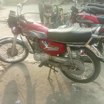 Honda CG 125 2023