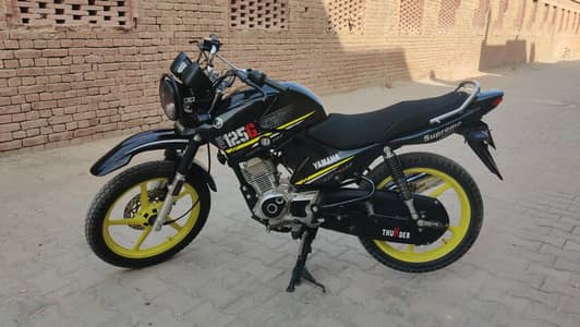 Yamaha YBR G) for sale