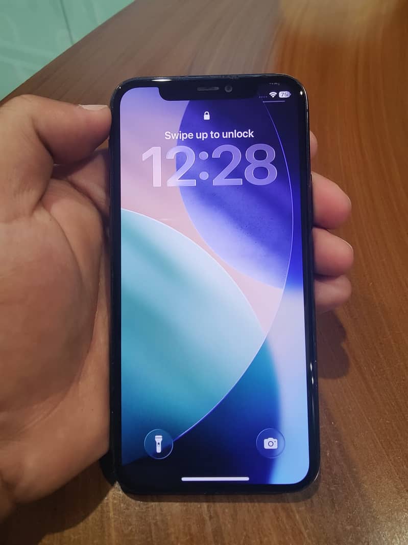 Apple iPhone 11 Pro 1