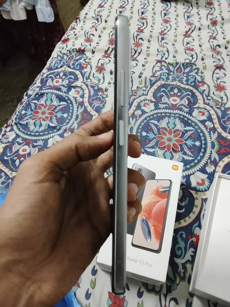 Xiaomi Redmi Note 12 Pro 4