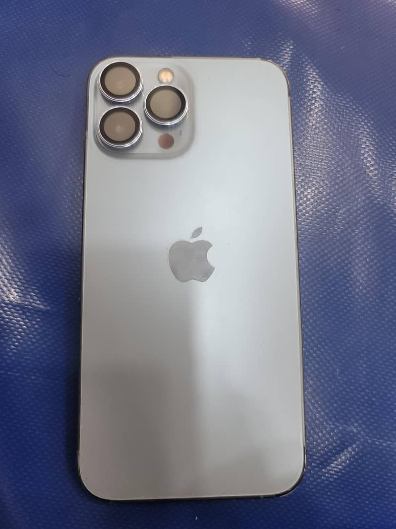 Apple iPhone 13 Pro Max 3