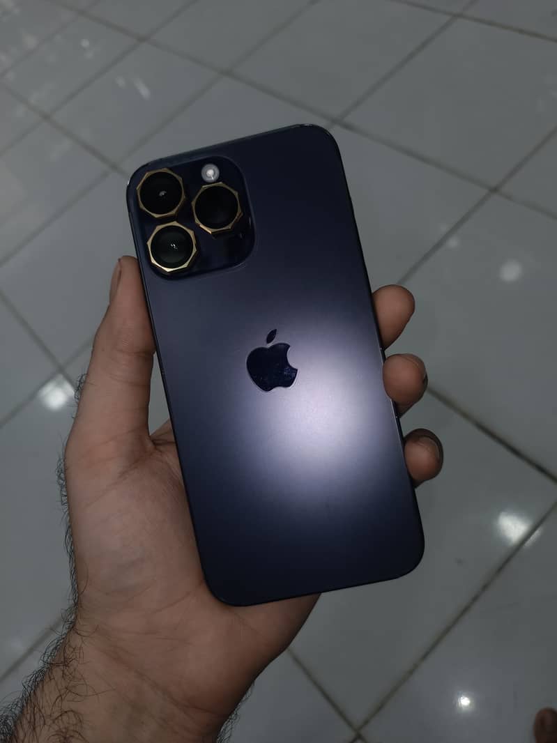 Apple iPhone 14 Pro Max 0