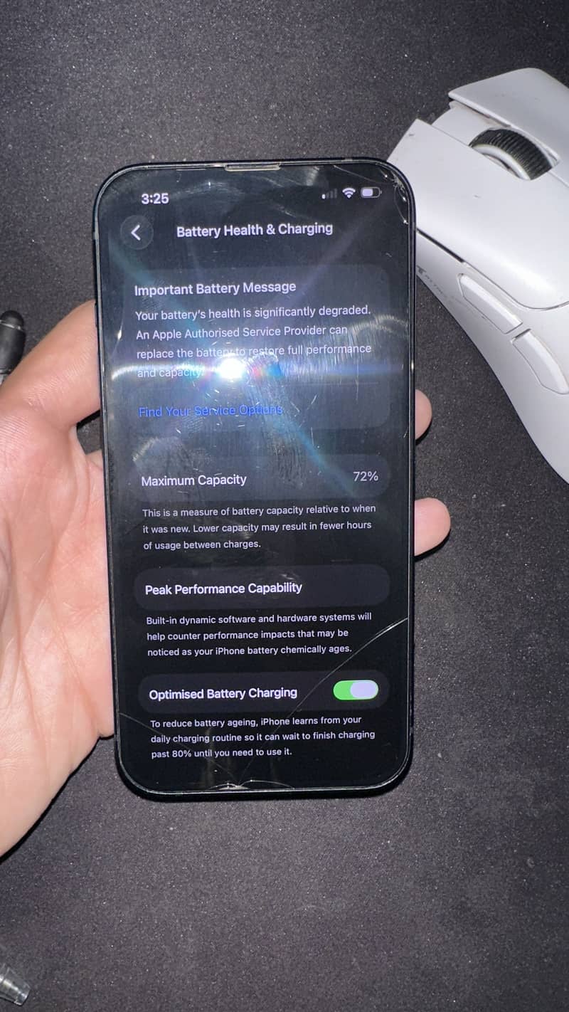 Apple iPhone 13 4
