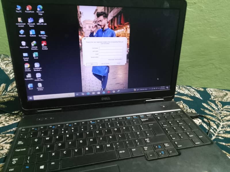 dell laptop 1