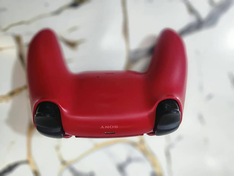 PS5 Dualsense controller RED 1
