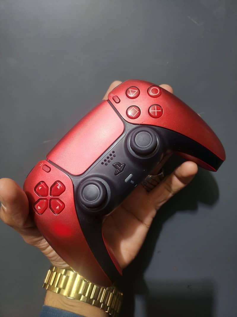 PS5 Dualsense controller RED 3