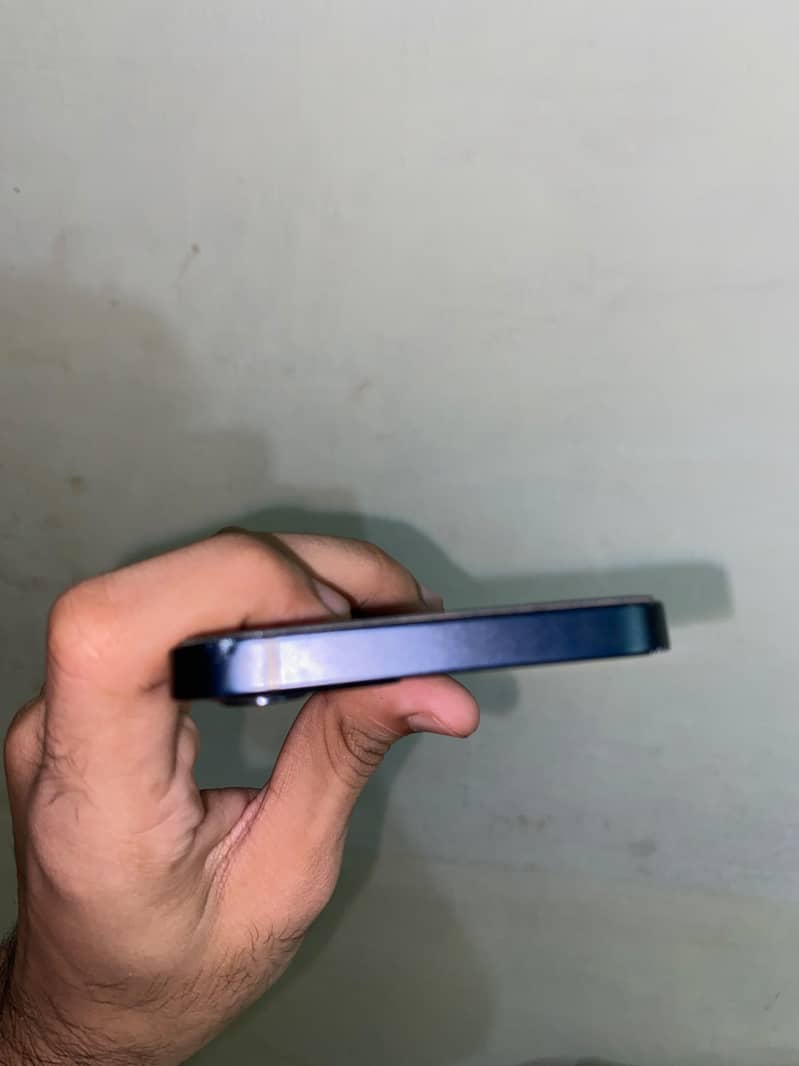 Apple iPhone 12 Jv 4