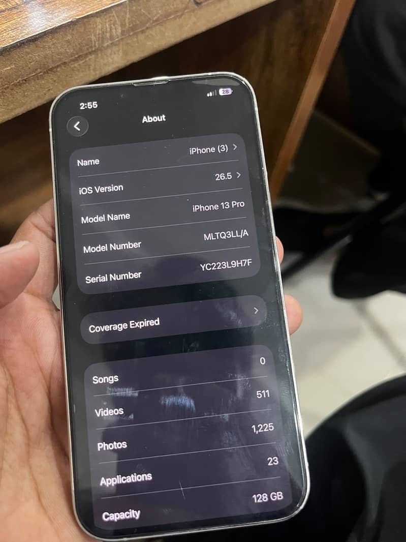 Apple iPhone 13 6