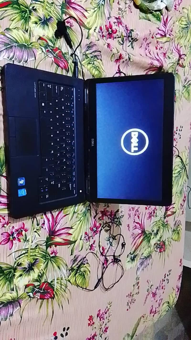 Dell Latitude E5440 1