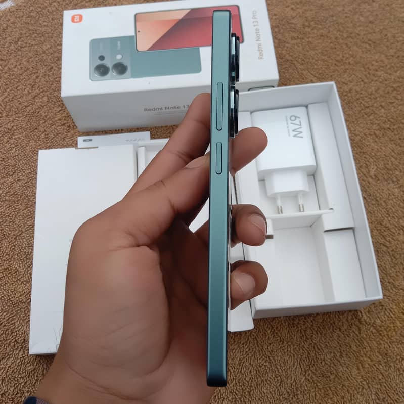 Xiaomi Redmi Note 13 Pro 5
