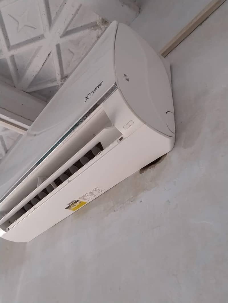 Haier 1 Ton DC Inverter Air Conditioner (Indoor & Outdoor Unit) 0