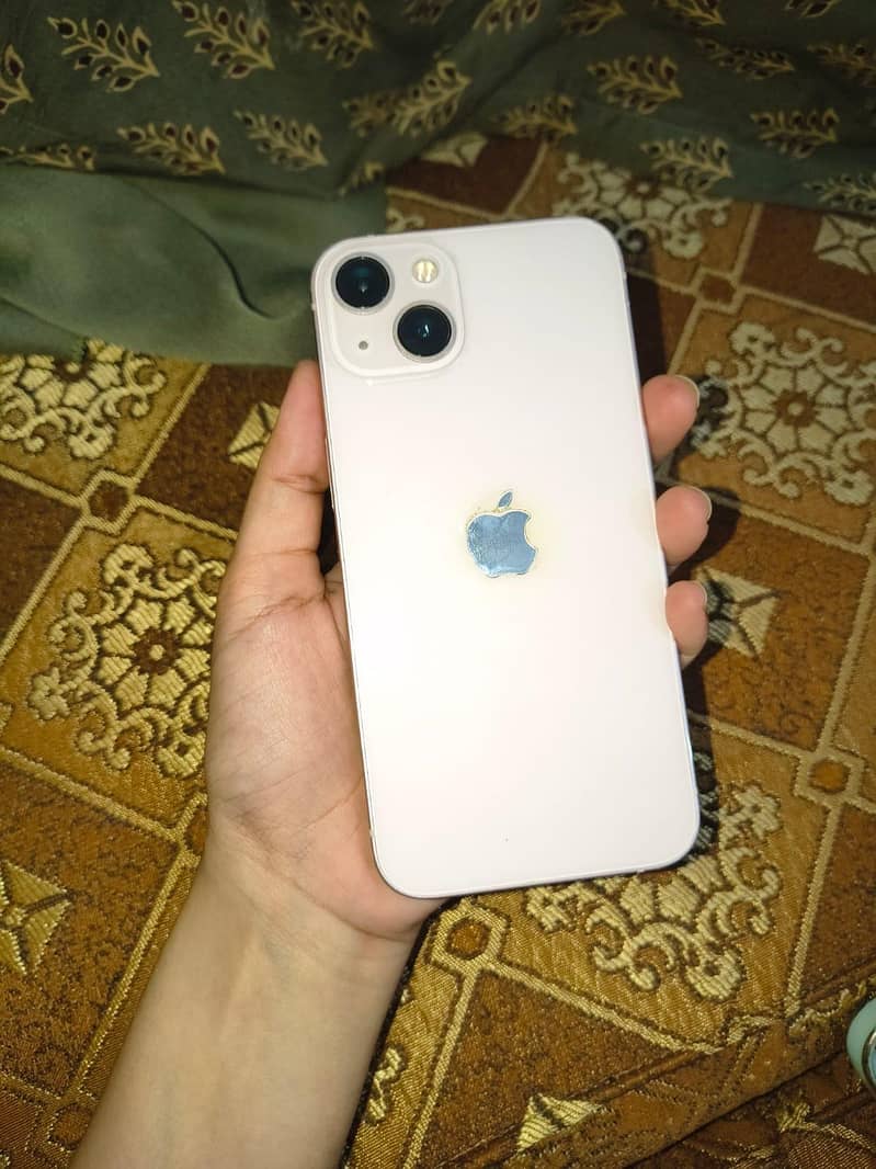 Apple iPhone 13 3