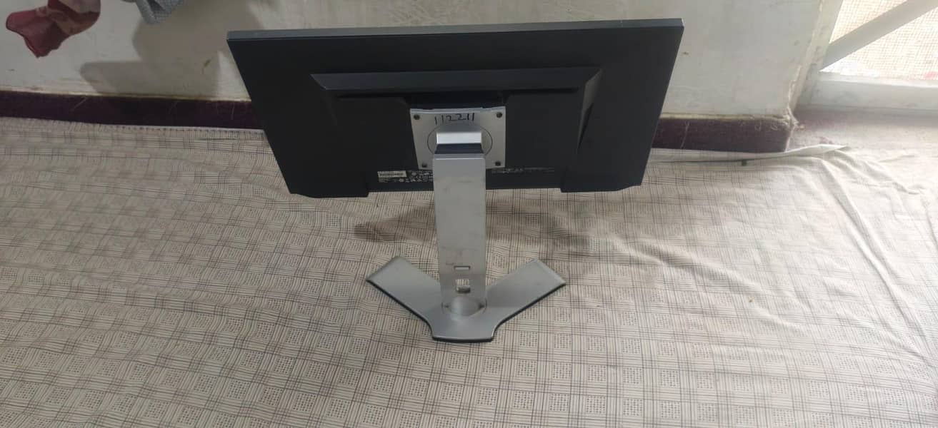 monitor 24 inches 1