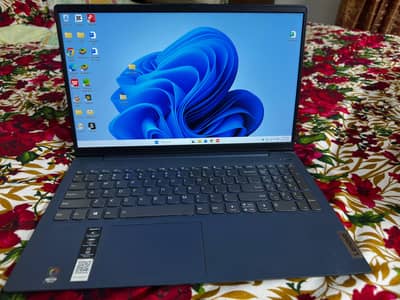 Lenovo ideapad 5