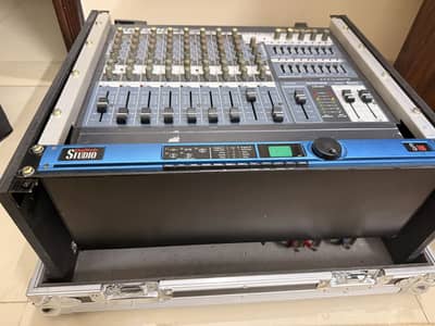 Orignal peavey 800f  mixer