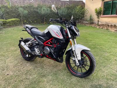 Benelli 251s Model 2021 - Excellent Condition - Buy & Ride