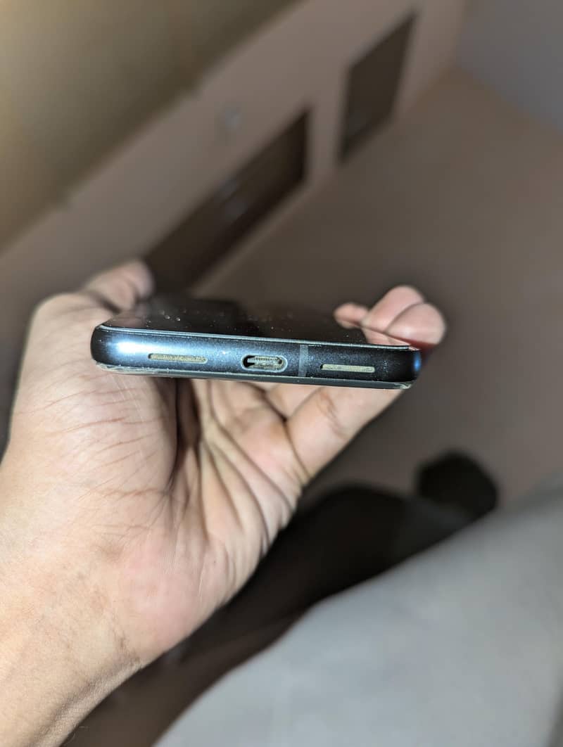 Google Pixel 8 3