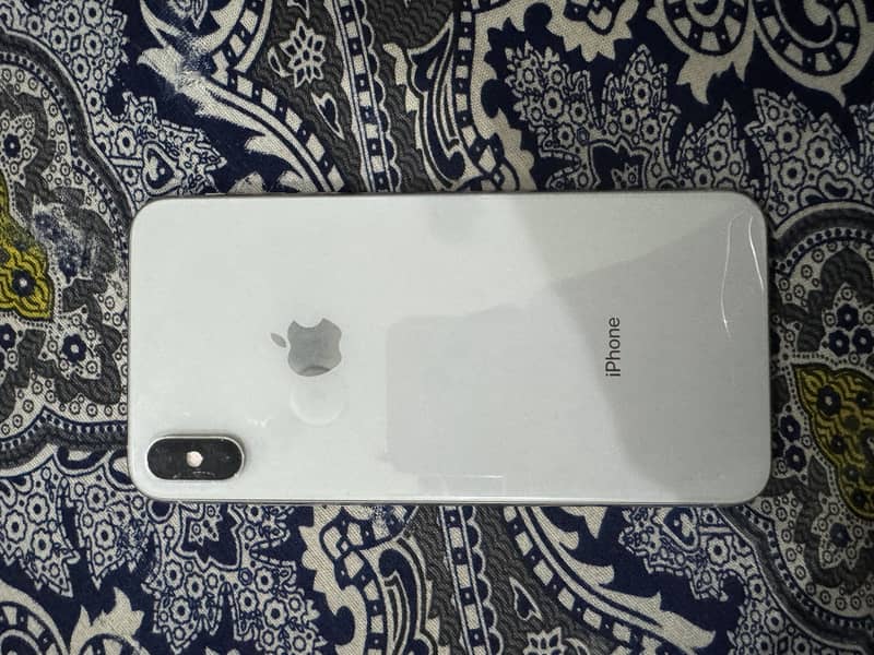 Apple iPhone XS Max 7