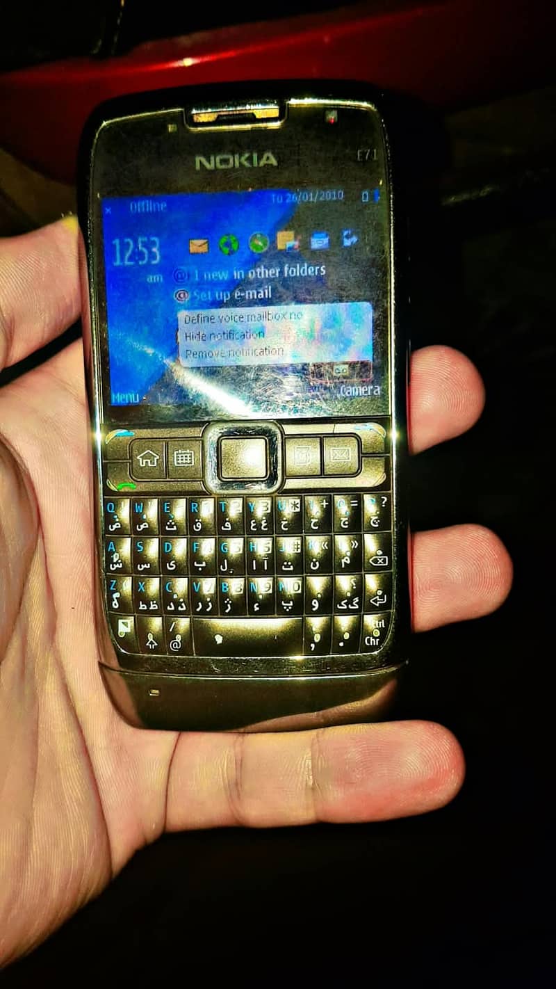 Nokia E71 0