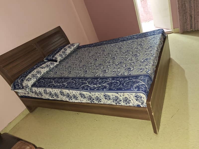 Solid Queen Size Bed Frame + Comfortable Mattress Set 1