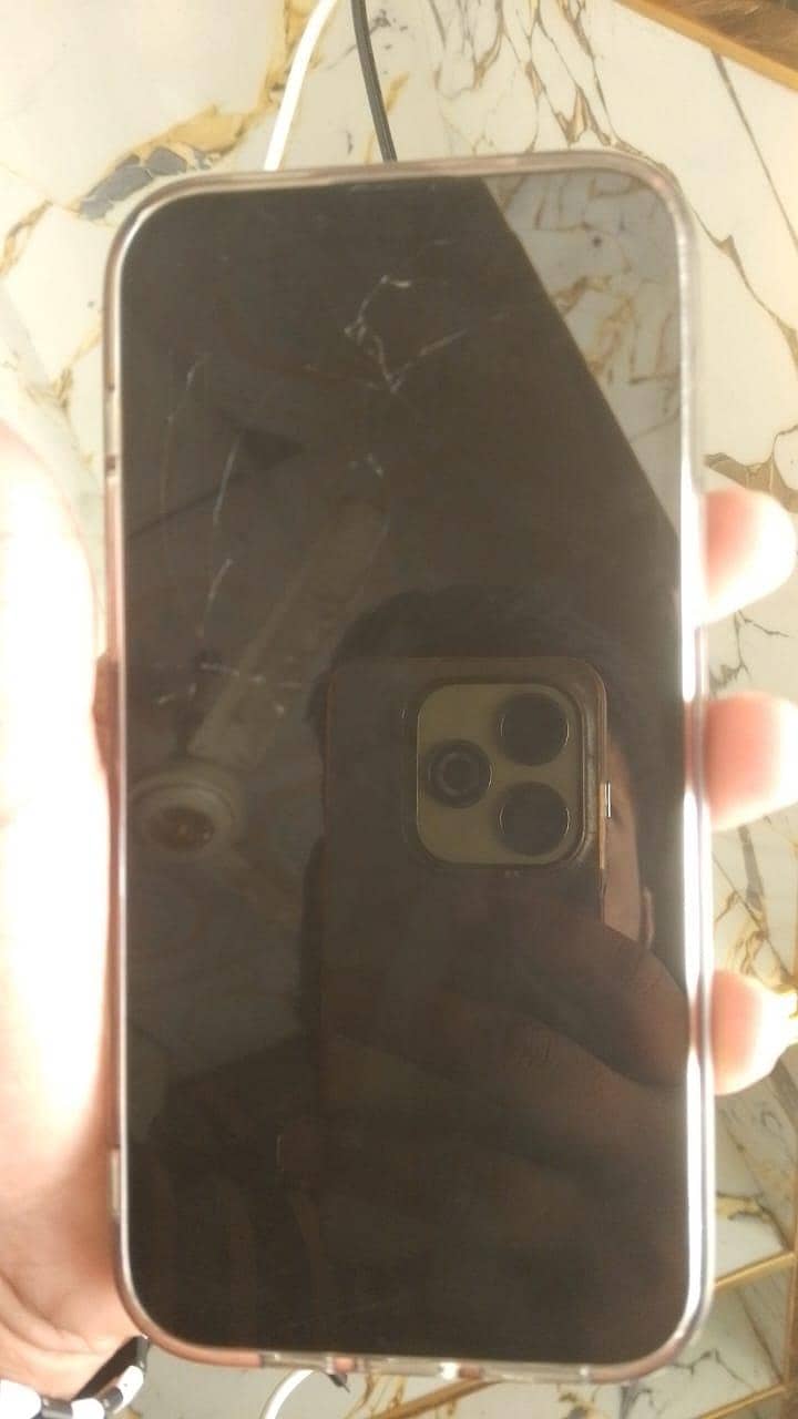 Apple iPhone 14 plus 0