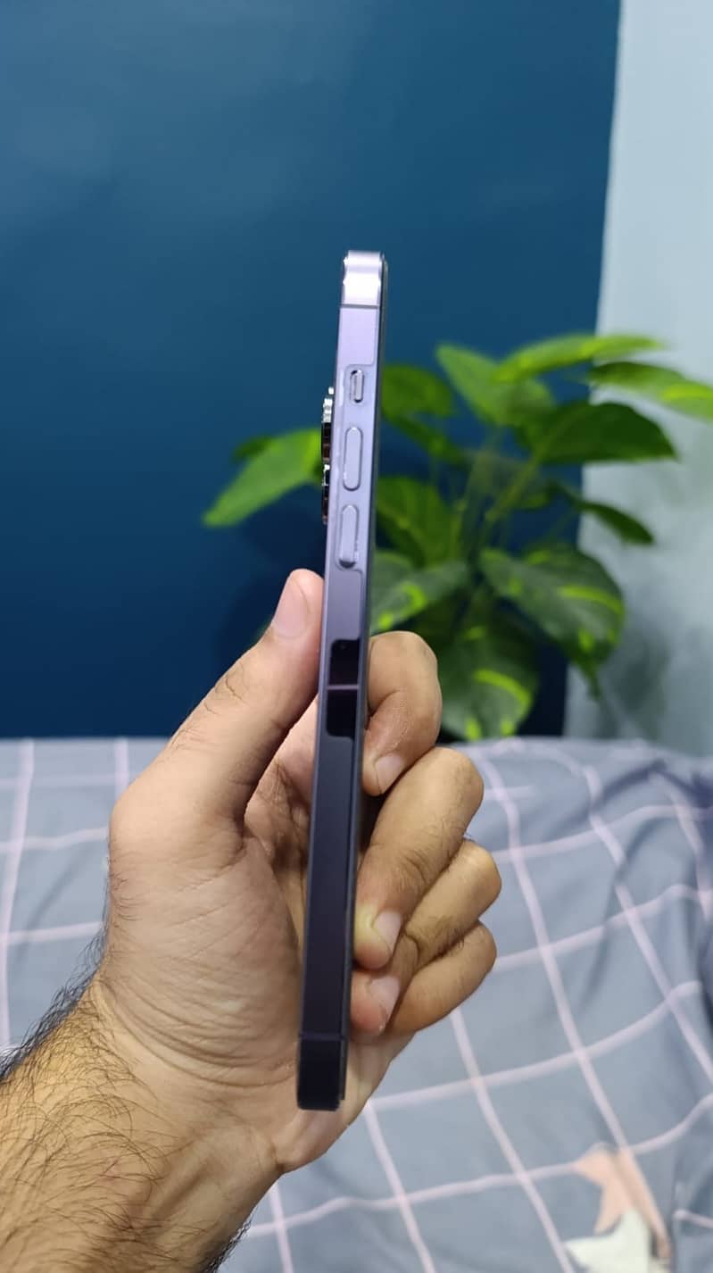 iPhone 14 Pro Max 1