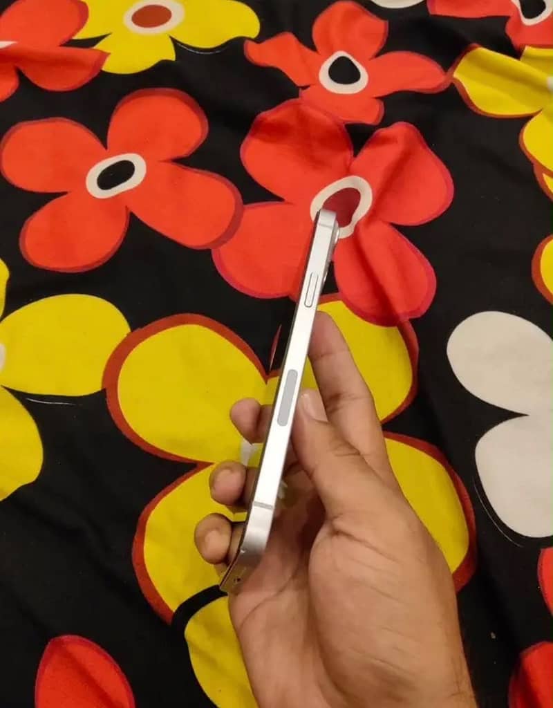 Apple iPhone 14 plus 10/9.9 3