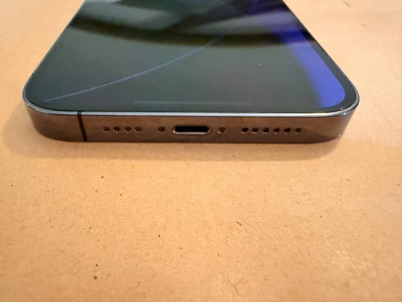 Apple iPhone 14 Pro Max 2
