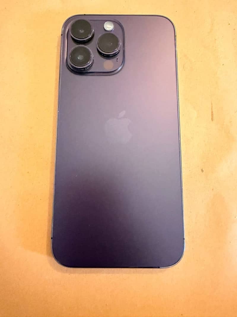 Apple iPhone 14 Pro Max 6
