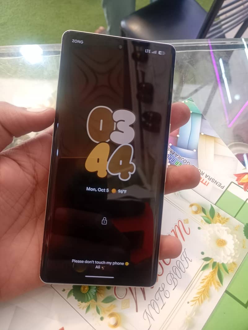 Google Pixel 7 Pro 4