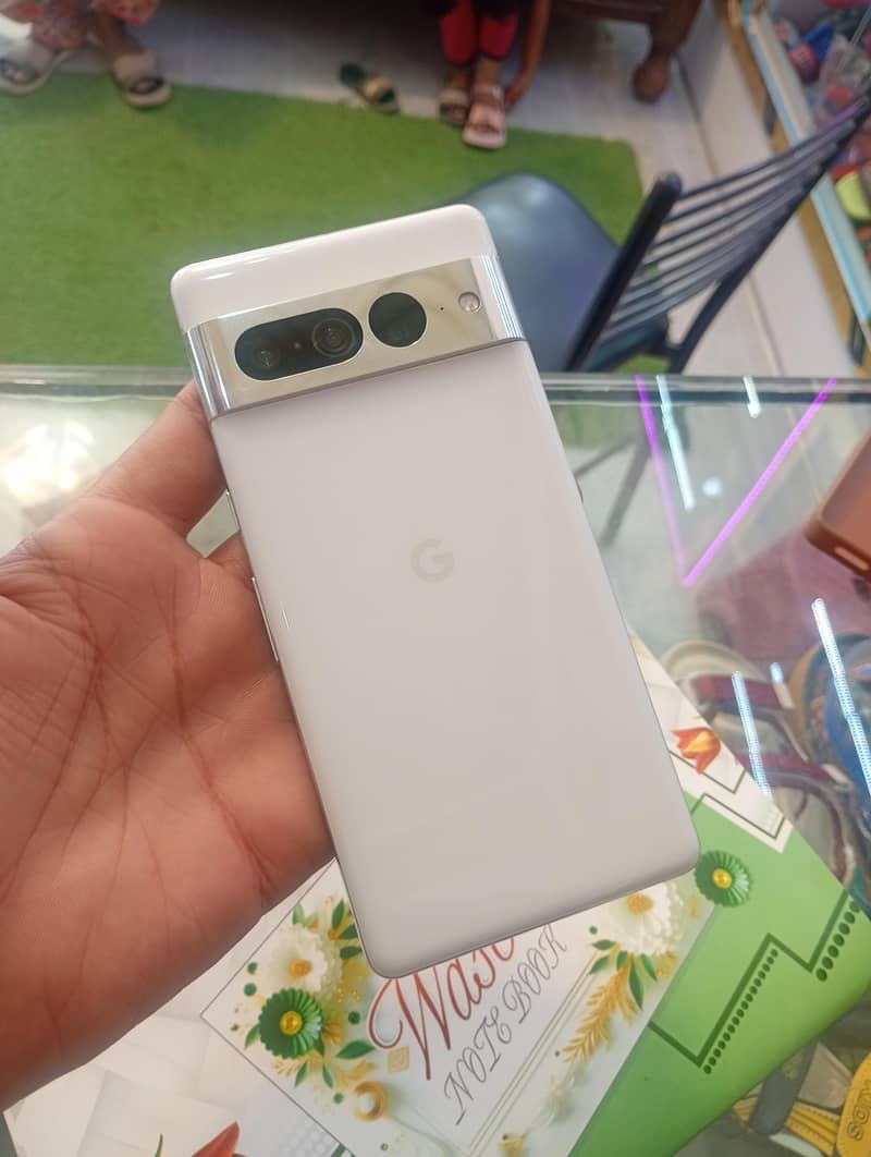 Google Pixel 7 Pro 6