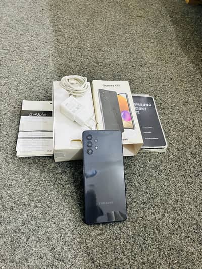Samsung Mobile A32 6/128 with complete accosseriese