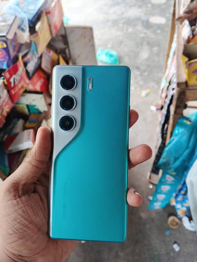 Tecno CAMON 40 Pro