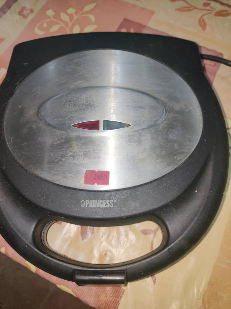 Electric Grill 1