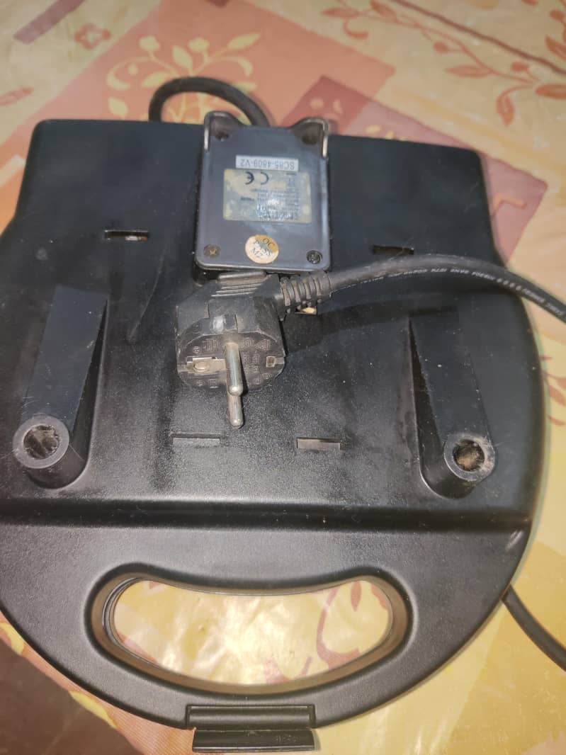 Electric Grill 3
