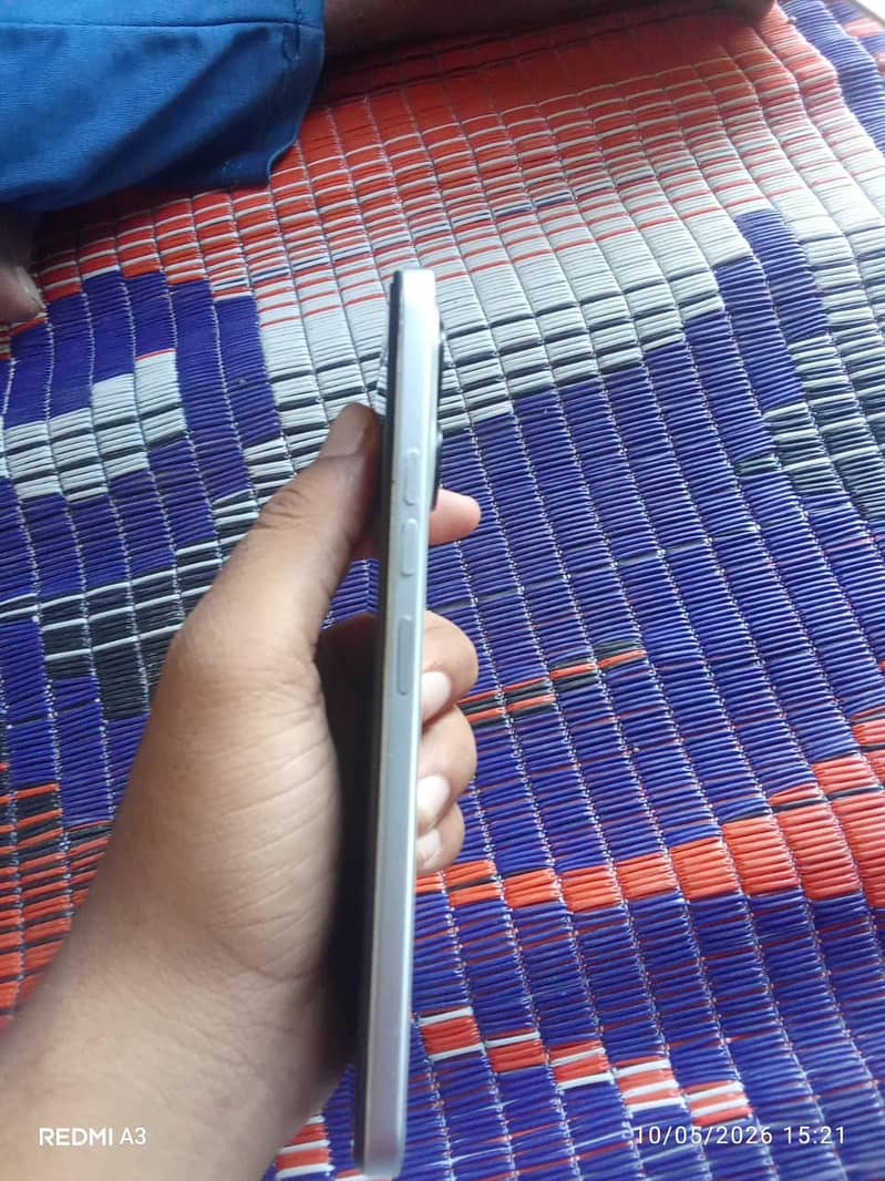 Tecno Spark 30 3