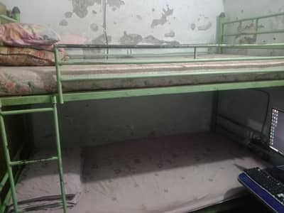 10 by 10 condition only paint needed wihout mestress
