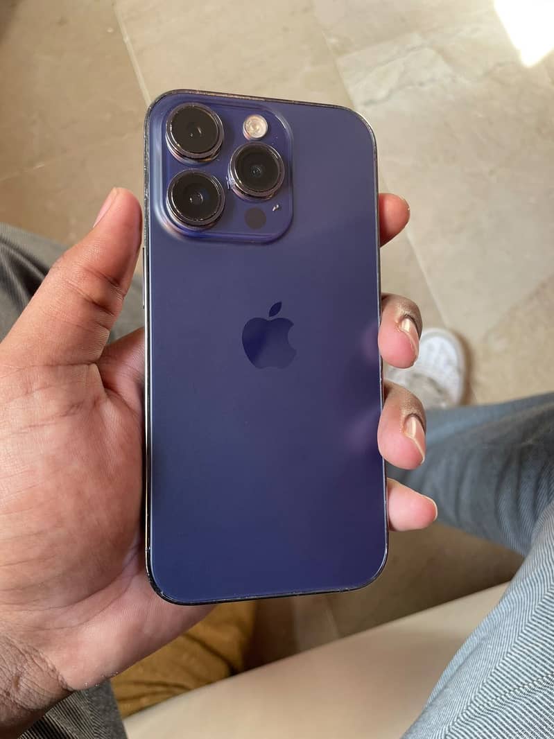 Apple iPhone 14 Pro 1