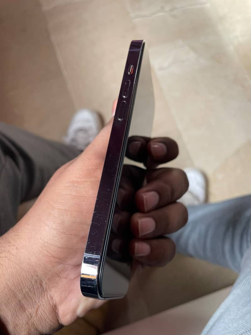 Apple iPhone 14 Pro 3
