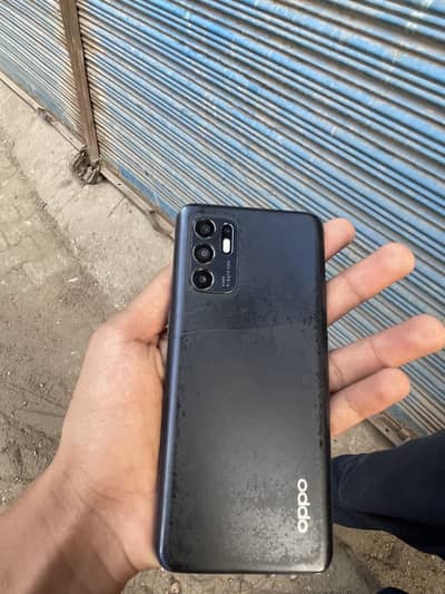 OPPO Reno6