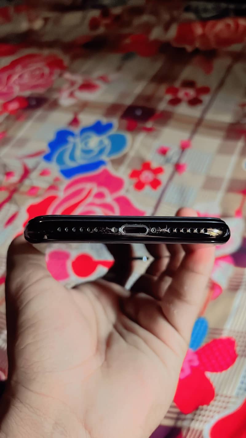 Apple iPhone X 0