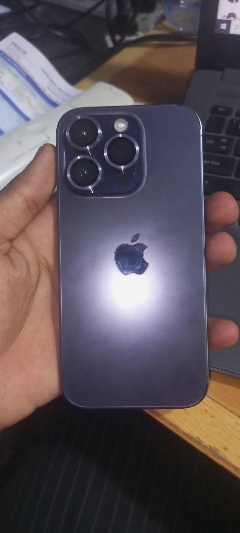 Apple iPhone 14 Pro 0