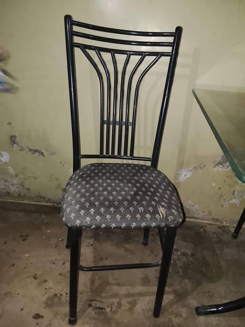 Dianing Table 1