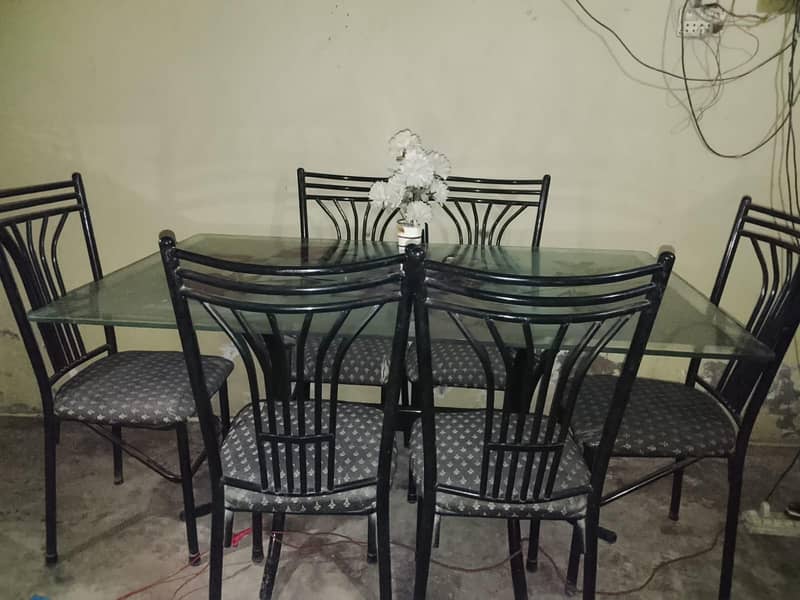Dianing Table 2