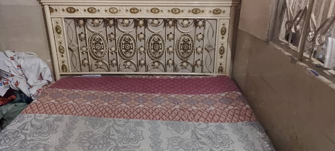 iron bed